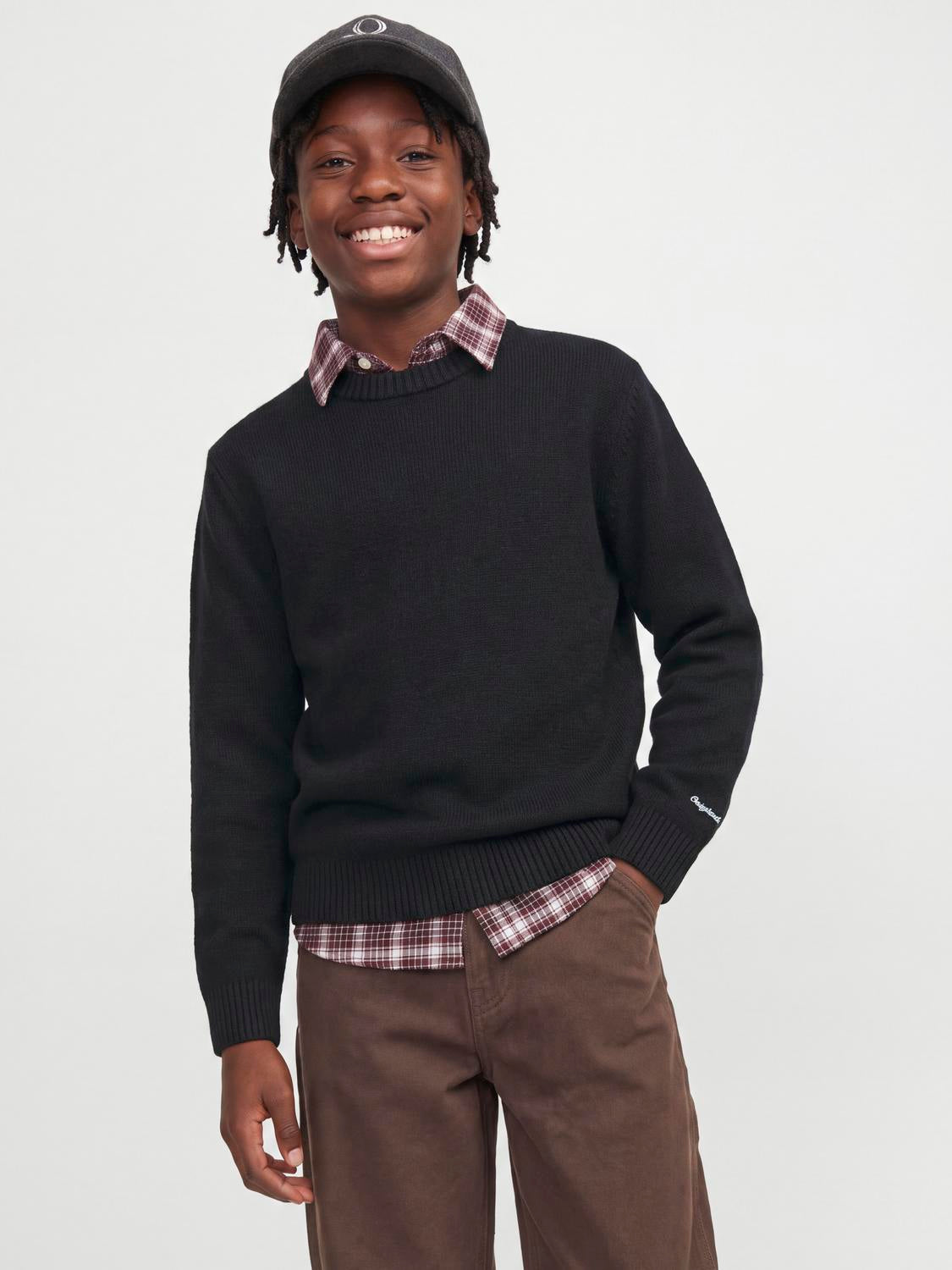 model_shot-front